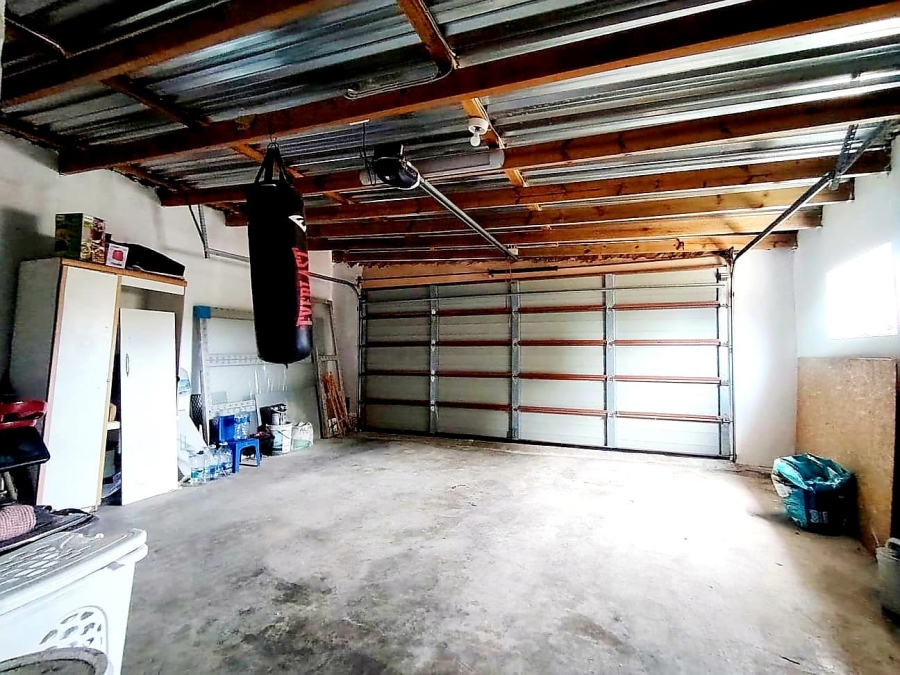 3 Bedroom Property for Sale in Amalinda Eastern Cape